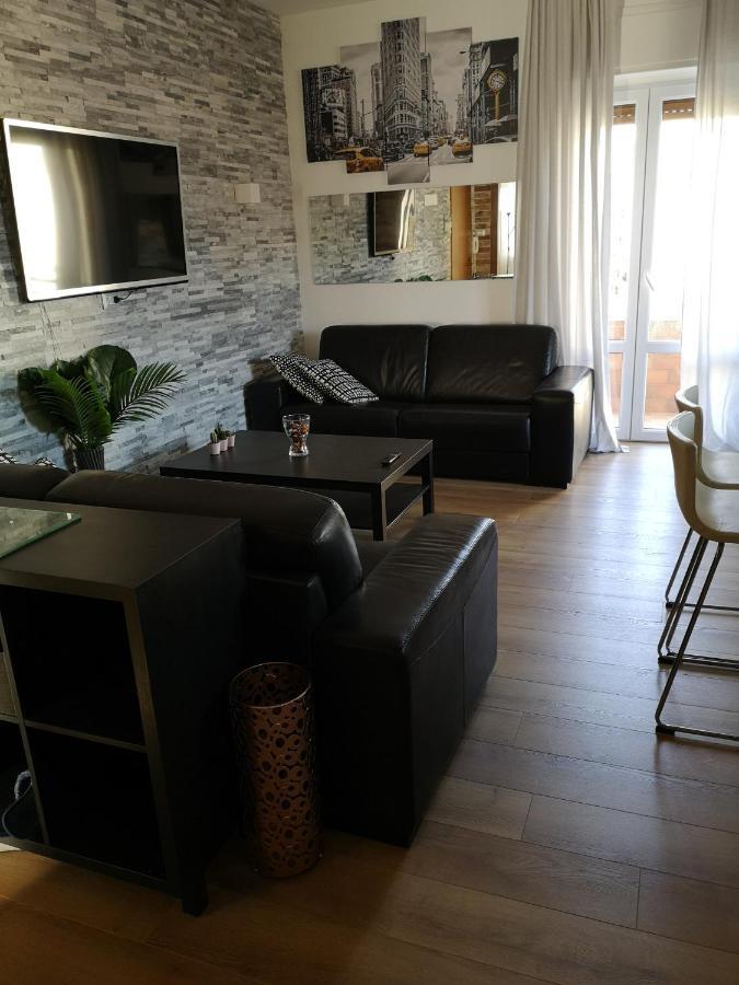 Queen East Verona Apartments 外观 照片