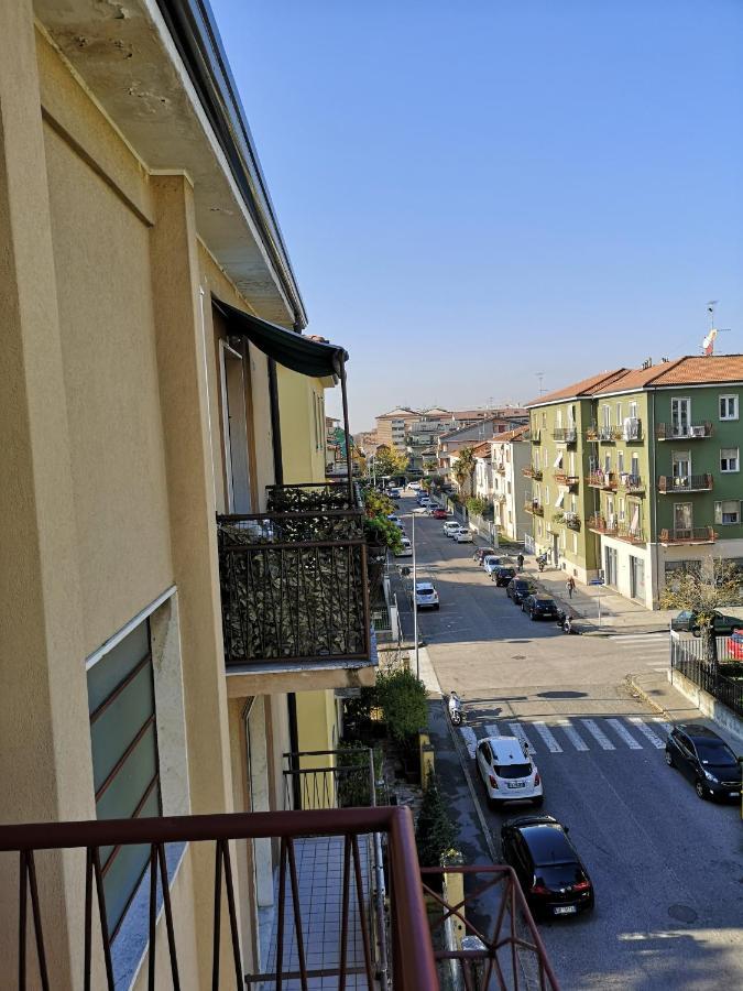 Queen East Verona Apartments 外观 照片